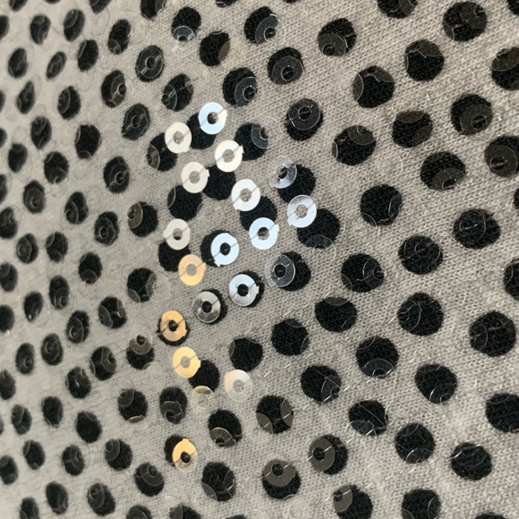 Old Navy polka dot sequinned shirt size L - Picture 3 of 3